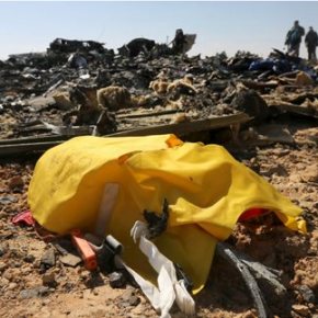 «Είμαστε 90% πεπεισμένοι» αναφέρουν στο Reuters Αίγυπτος: Σχεδόν σίγουροι οι εμπειρογνώμονες ότι η συντριβή του Airbus οφείλεται σε&nbsp;βόμβα