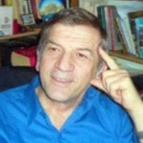 Αλβανοί εθνικιστές απειλούν Έλληνα καθηγητή στο Αργυρόκαστρο!&nbsp;(Βίντεο)