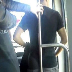 Πανικός στην Πατησίων – Ινδός αυνανιζόταν μέσα στο&nbsp;τρόλεϊ