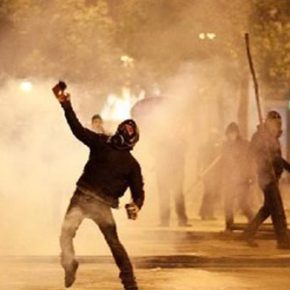 Διέλυσαν την Ομάδα «ΔΕΛΤΑ» & διέλυσαν τα Εξάρχεια οι «Μπαχαλάκηδες»&nbsp;(video)