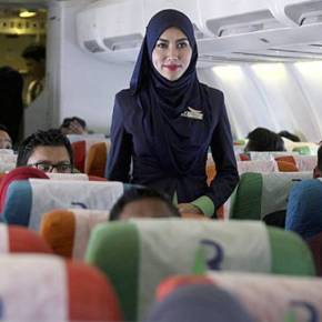 «Air Sharia»: Η πρώτη αεροπορική εταιρεία που εφαρμόζει τον ισλαμικό νόμο στη&nbsp;Μαλαισία
