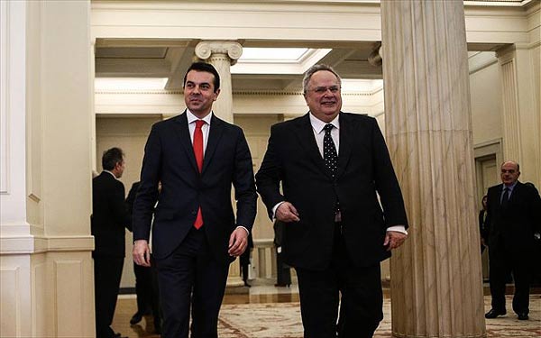 kotzias-poposki.jpg600x375