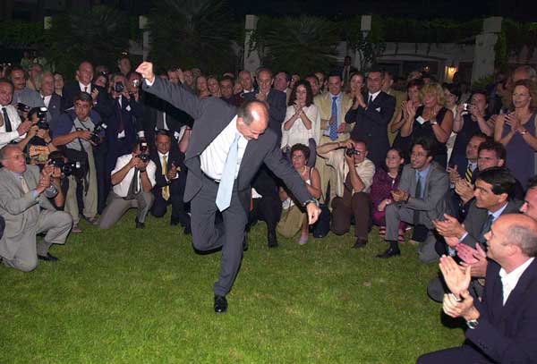 Zeimpekiko-Guvrgoy--600x407