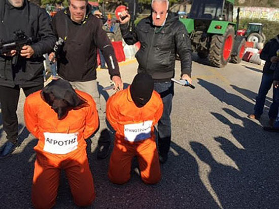 22-01-2016-18-35-56a25a62801d6