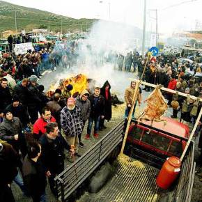 ΞΕΣΗΚΩΜΟΣ ΑΓΡΟΤΩΝ-ΝΕΚΡΩΣΕ ΤΟ ΕΘΝΙΚΟ&nbsp;ΔΙΚΤΥΟ-