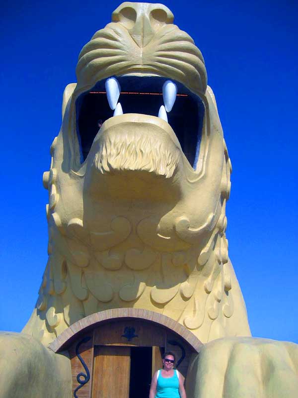 6samsun-amazon-heykeli