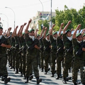 Αλλάζουν οι στολές στην Εθνική Φρουρά και προκαλούν&nbsp;αναστάτωση