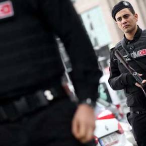 ΣΥΛΛΗΨΗ ΤΡΙΩΝ ΡΩΣΩΝ ΣΤΗ ΚΩΝΣΤΑΝΤΙΝΟΥΠΟΛΗ!