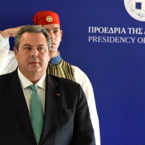 Ο σκεπτικός Πάνος Καμμένος στην Προεδρική Φρουρά – Το δύσκολο 2016 ξεκίνησε&nbsp;-Φωτογραφίες.