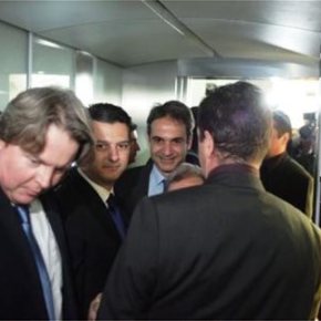 Ολοι οι άνθρωποι του προέδρου -Η γενιά των 40άρηδων, το «λόμπι της Καλλιθέας», οι Μεσσήνιοι, οι σταθερές αξίες του γραφείου Μητσοτάκη και οι «σιδηρές κυρίες» που βρίσκονται στο πλευρό του νέου ηγέτη της&nbsp;Ν.Δ.