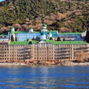 Η Ρωσία αναλαμβάνει την υπεράσπιση της Ορθοδοξίας από τους εχθρούς της και δηλώνει την χιλιόχρονη παρουσία της στο Άγιο Όρος –&nbsp;ΒΙΝΤΕΟ