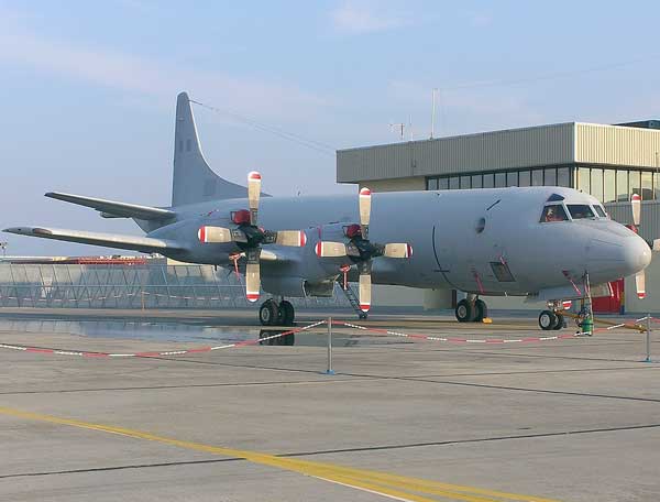 PlanespottersNet_042377--600x456