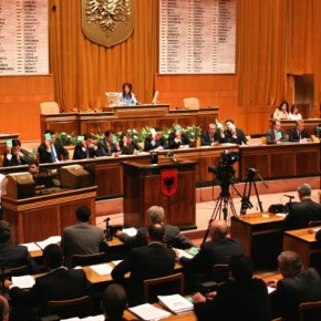 Αλβανία: Αφαιρέθηκε το δικαίωμα ψήφου στην Ελληνική ομογένεια!&nbsp;–