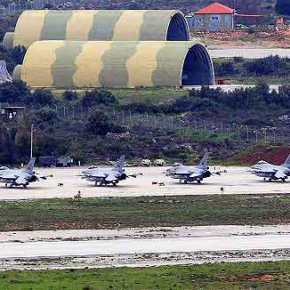 ΑΝΤΙ ΝΑ ΜΑΣ ΠΛΗΡΩΣΟΥΝ ΓΙΑ ΤΗ ΣΟΥΔΑ… ΠΛΗΡΩΣΑΜΕ ΤΟΚΟΥΣ 6,4 ΔΙΣ ΣΤΙΣ&nbsp;ΗΠΑ!