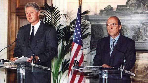 CLINTON-SIMITIS01-600x337