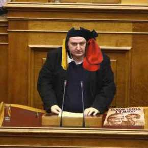 Ξεκίνησε η «ενσωμάτωση» – Ν.Φίλης: »Κάθε σχολείο, κάθε γειτονιά όλη η Ελλάδα να είναι μία ανοιχτή αγκαλιά για τους&nbsp;πρόσφυγες»!