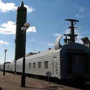 Αιφνιδιαστική άσκηση των ρωσικών «πυρηνικών τρένων» έμφορτων με διηπειρωτικούς πυραύλους!&nbsp;(vid)