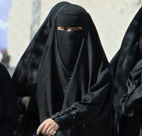 ΔΕΚΑΕΞΙ «ΑΝΘΡΩΠΙΝΕΣ ΒΟΜΒΕΣ» ΤΑΞΙΔΕΥΟΥΝ ΑΠΟ ΤΟΥΡΚΙΑ&nbsp;ΠΡΟΣ…