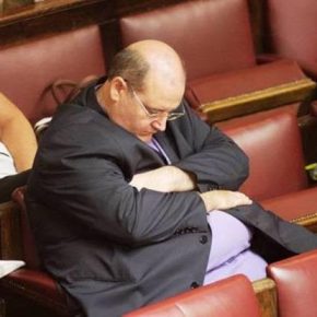 Στέγες μεταναστών τα σχολεία και ορντινάντσες τους οι&nbsp;καθηγητές