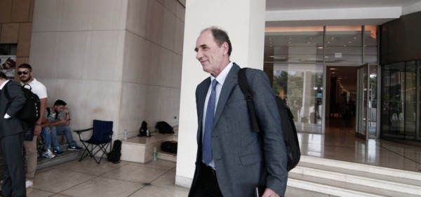 σταθακης-600x281