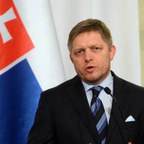 Σλοβάκος πρωθυπουργός: «Η Ελλάδα πρέπει να θυσιαστεί για την ΕΕ»! – ΖΗΤΑΕΙ ΝΑ ΓΙΝΕΙ Η ΧΩΡΑ ΤΟ ΜΟΝΑΔΙΚΟ ΗΟΤ SPOT ΤΗΣ ΕΥΡΩΠΗΣ!&nbsp;–