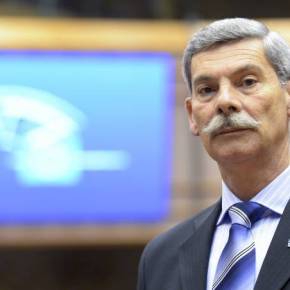 Στρατηγός Ελευθέριος Συναδινός: Υπερήφανος για την παράνομη αποβολή&nbsp;μου