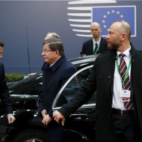 Τελική συμφωνία Ευρωπαϊκής Ένωσης και Τουρκίας Από την Κυριακή πίσω στην Τουρκία οι πρόσφυγες | Τι περιλαμβάνει το τελευταίο&nbsp;προσχέδιο