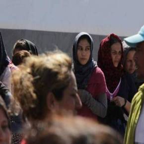 Τους 54.000 προσεγγίζουν οι πρόσφυγες στην Ελλάδα -Πάνω από 3.700 παραμένουν στον Πειραιά (πίνακας)&nbsp;–