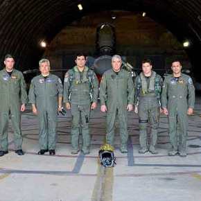 Στα καταφύγια των Μαχητικών μας ο Αρχηγός …Σκύρος -Λήμνος -Καστέλι! (video Αφιέρωμα στη&nbsp;ΠΑ)