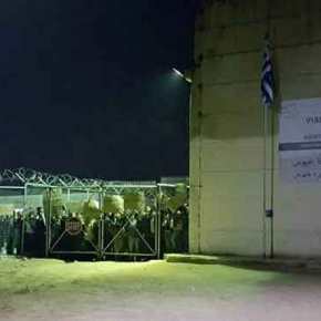 Αφγανός βίασε 13χρονο μέσα στο hotspot της ΒΙΑΛ στην Χίο! – Eλεύθεροι αφήνονται πλέον οι πρόσφυγες και λάθρο στα&nbsp;νησιά