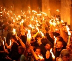 Με δύο ώρες καθυστέρηση Το Άγιο Φως στην&nbsp;Ελλάδα!