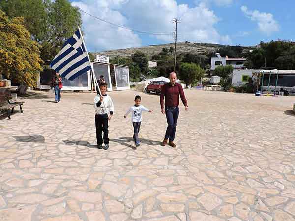 B-12376299_1113352372037957_4072586432735688307_n-700x525