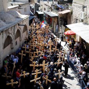 Ιερουσαλήμ: Η πομπή στην Οδό του Μαρτυρίου έως τον Γολγοθά –&nbsp;φωτο