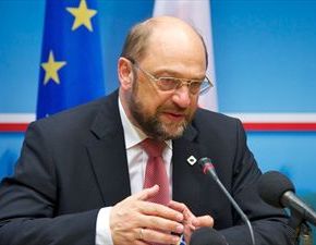 Ανακάλυψε «μακεδονική» μειονότητα στην Ελλάδα ο Σουλτς! Είμαστε το κλωτσοσκούφι της&nbsp;Ευρώπης!