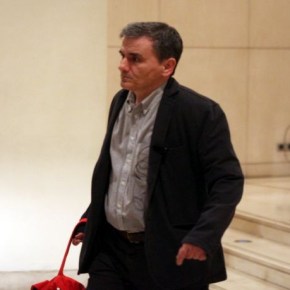 Συμφωνία με εγγύηση πρόσθετων μέτρων εξετάζουν οι&nbsp;θεσμοί