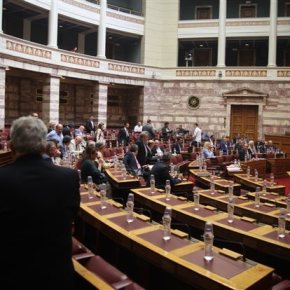 Στο Eurogroup με ψηφισμένα τα&nbsp;προαπαιτούμενα