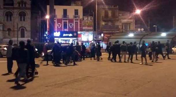 ELLADISTAN_xesikomos-ston-pirea-lathrometanastes-me-skines-pane-sto-syntagma