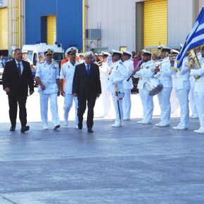 Η πολιτική και στρατιωτική ηγεσία του ΥΠΕΘΑ στην τελετή ύψωσης Σημαίας και ονοματοδοσίας των υποβρυχίων «ΜΑΤΡΩΖΟΣ» και «ΚΑΤΣΩΝΗΣ»ΑΝΑΝΕΩΣΗ-Φωτογραφίες.