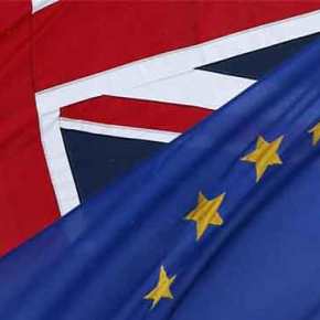 Κερδίζει έδαφος το Brexit – Στη μια μονάδα η διαφορά σύμφωνα με νέα&nbsp;δημοσκόπηση