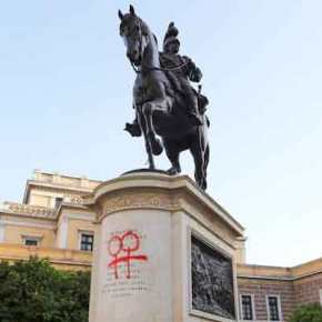 ΝΑ ΣΑΣ ΚΟΠΟΥΝ ΤΑ ΧΕΡΙΑ : ΜΑΓΑΡΙΣΑΝ ΟΙ ΑΛΗΤΕΣ ΤΟ ΑΓΑΛΜΑ ΤΟΥ ΚΟΛΟΚΟΤΡΩΝΗ, ΠΟΥ ΛΕΥΤΕΡΩΣΕ ΤΗΝ&nbsp;ΕΛΛΑΔΑ!!!