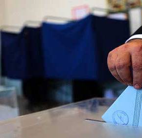 ΔΗΜΟΣΚΟΠΗΣΗ ΒΑΖΕΙ «ΦΩΤΙΑ» ΣΤΟ ΠΟΛΙΤΙΚΟ ΣΚΗΝΙΚΟ – Εκτοξεύεται η διαφορά ΝΔ με ΣΥΡΙΖΑ – Ποσοστό «έκπληξη» για την Χρυσή&nbsp;Αυγή