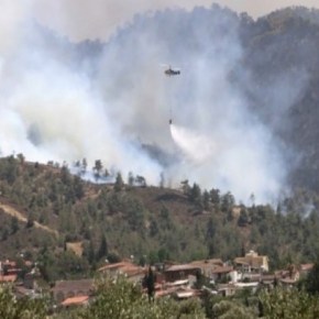 Καίγεται ολόκληρη η Κύπρος! Εκκενώνουν χωριά, μοναστήρια και αποθήκες&nbsp;πυρομαχικών