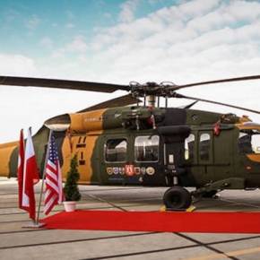 ΜΕ NAVTEX «ΔΕΣΜΕΥΟΥΝ» ΤΟ ΑΙΓΑΙΟ ΠΕΡΑΝ ΤΟΥ 25ΟΥ ΜΕΣΗΜΒΡΙΝΟΥ ΜΠΡΟΣΤΑ ΣΤΑ «ΜΑΤΙΑ» ΤΟΥ ΝΑΤΟ Τουρκικά πολεμικά πλοία και αεροσκάφη κυκλώνουν την Σκύρο – Ξεκίνησε το νέο κολοσσιαίο πρόγραμμα ελικοπτέρων εφόδου της τουρκικής Α.Σ.&nbsp;(vid)