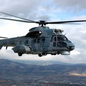 Δεν καθηλώνονται τα ελληνικά Super Puma σύμφωνα με ανακοίνωση του ΓΕΑ&nbsp;–