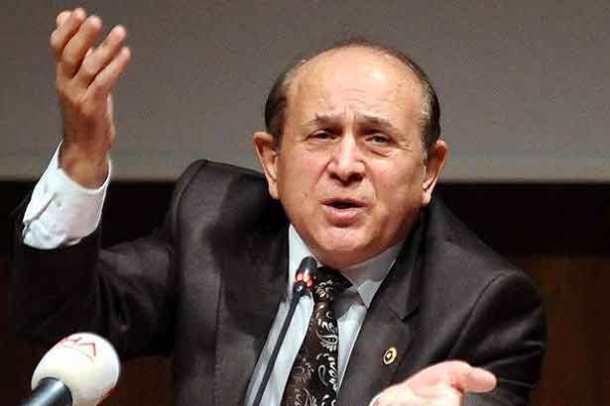 στενοί-συνεργάτες