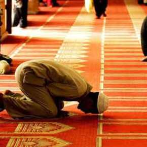 Τούρκος ιμάμης προκαλεί στην Ολλανδία: «Είμαι έτοιμος να πεθάνω για τη θρησκεία μου… αλλά και να αφαιρέσω ζωές»&nbsp;(φωτό)