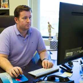 Τεχνολογία ελέγχου πολλαπλών drones μέσω εγκεφάλου από Έλληνα&nbsp;ερευνητή