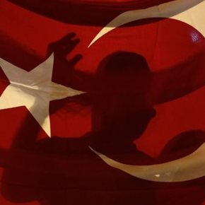 Συνελήφθη ο υπασπιστής του Ερντογάν και ο διοικητής της πολεμικής αεροπορίας της&nbsp;Τουρκίας