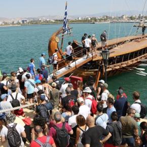 Ουρές στο Φάληρο για βόλτα με την τριήρη&nbsp;Ολυμπιάδα