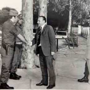 ΚΥΠΡΟΣ ΑΤΤΙΛΑΣ 1974: Ο Διοικητής των υπερασπιστών της Λευκωσίας Δ. Αλευρομάγειρος στο&nbsp;Militaire